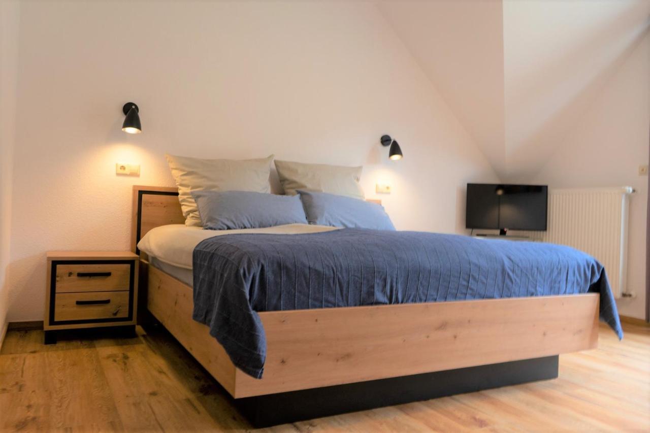 Haus Moselliebe B&B 埃迪格尔-埃莱尔 外观 照片